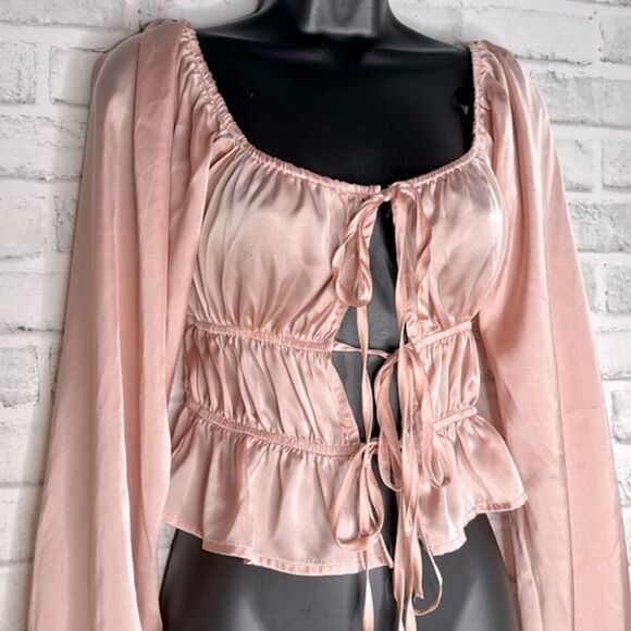 Forever 21 Shirred Satin Crop Top - Picture 4 of 8